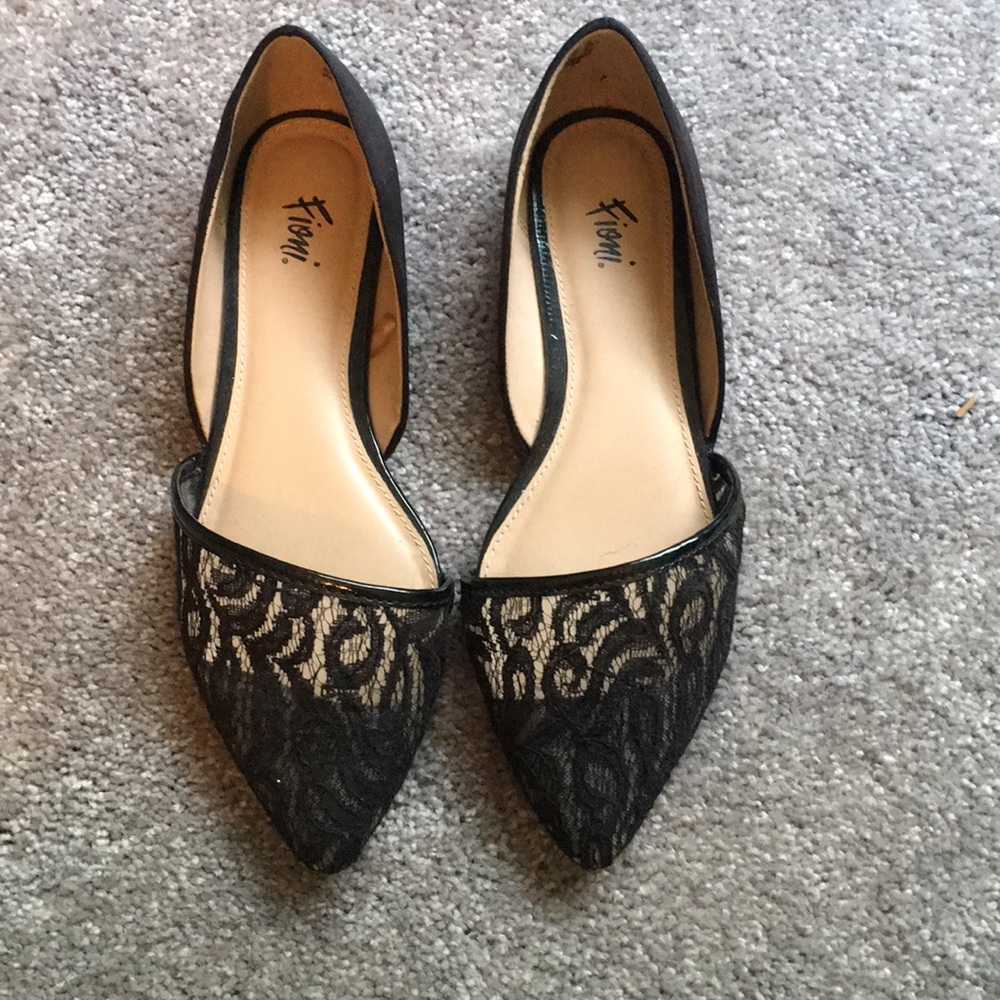 Black flats